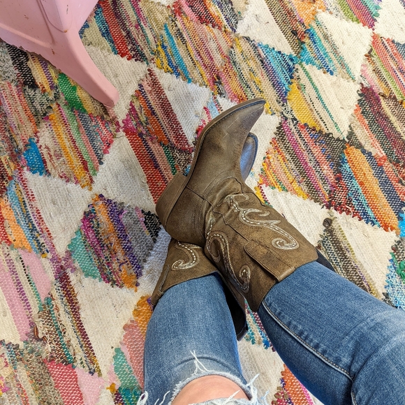 A New Chicken - Picture 9 of 16